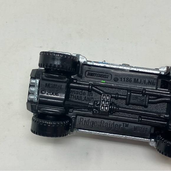 Matchbox Ridge Raider MB716 Silver - Picture 3 of 3